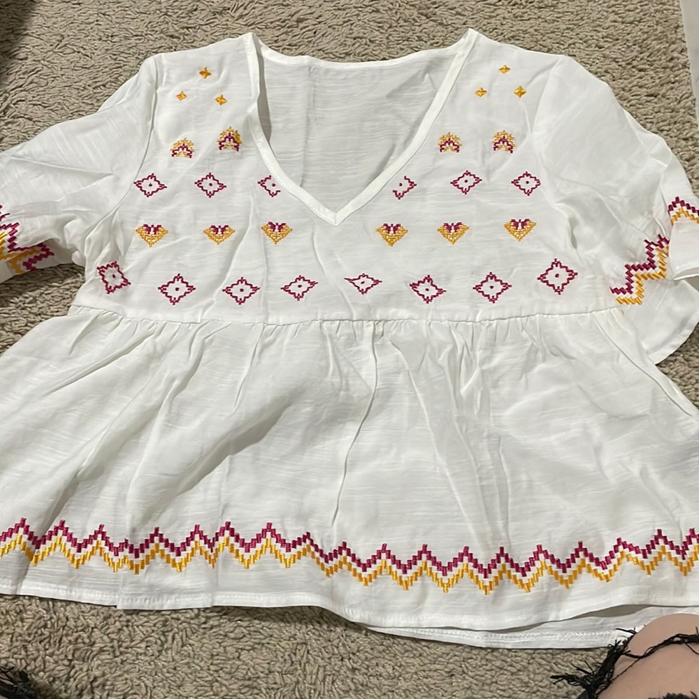 Please message me before buying - white romwe western top - Size: S